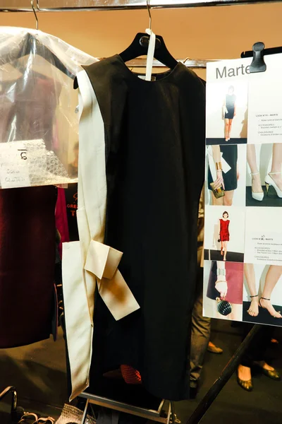 Look 64